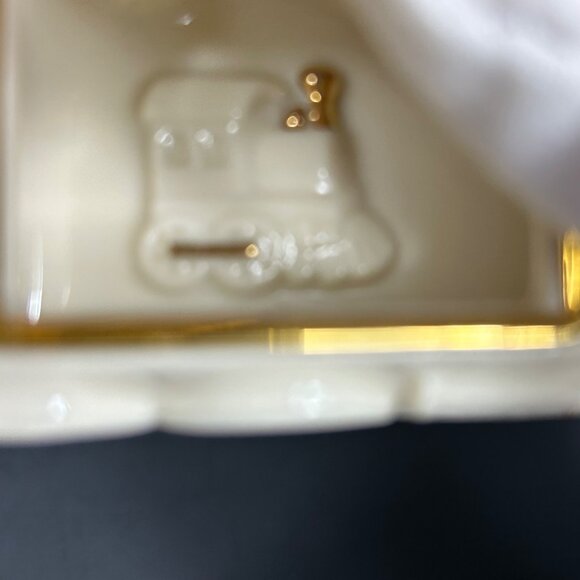 Lenox All Aboard Treasure Box Train With Gold Accents & Bear Conductor - Picture 13 of 14